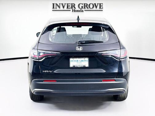 Crystal Black Pearl 2025 Honda HR-V LX