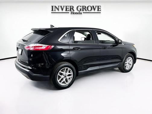 Black Metallic 2023 Ford Edge SEL