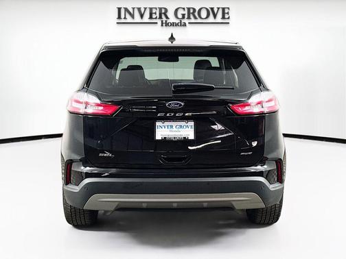 Black Metallic 2023 Ford Edge SEL
