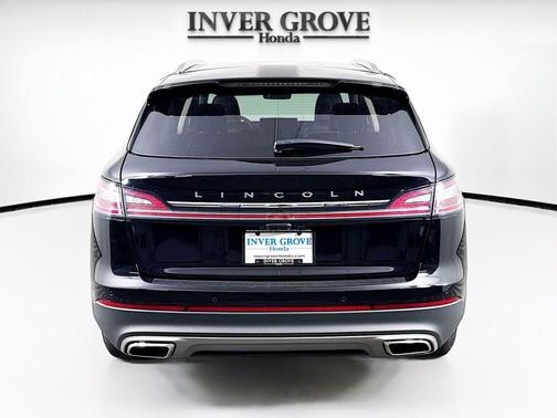 Infinite Black Metallic Clearcoat 2023 Lincoln Nautilus Standard