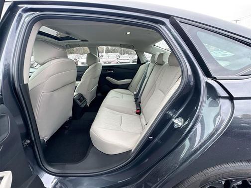 2025 Honda Accord Sport SE 1.5T