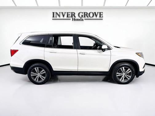 White Diamond Pearl 2017 Honda Pilot EX-L
