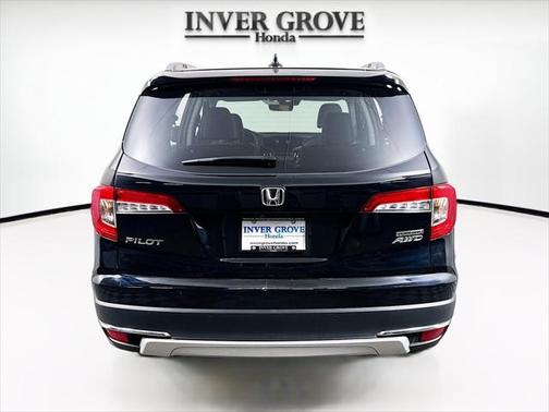 2022 Honda Pilot Touring 8-Passenger