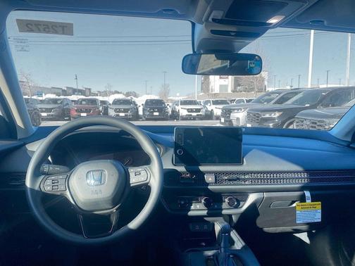 PLATINUM_WHITE 2026 Honda HR-V LX