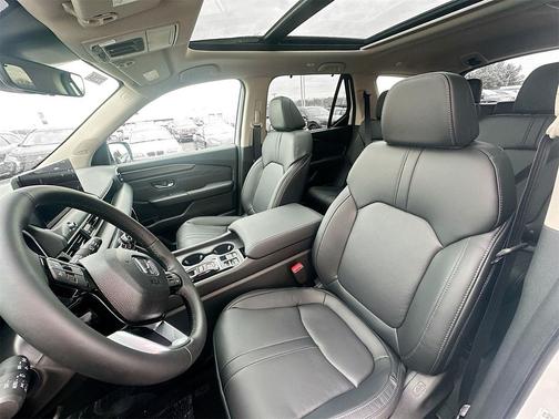 2026 Honda Pilot Touring 8-Passenger