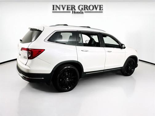 2019 Honda Pilot Touring 8-Passenger