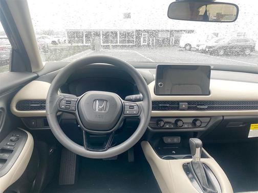 2026 Honda HR-V LX