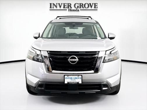 2022 Nissan Pathfinder SV 4WD