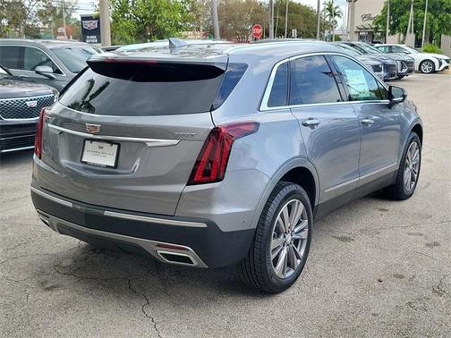 2025 Cadillac XT5 Premium Luxury