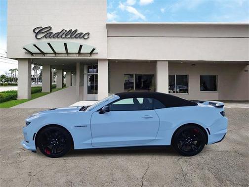 2024 Chevrolet Camaro RWD Convertible LT1