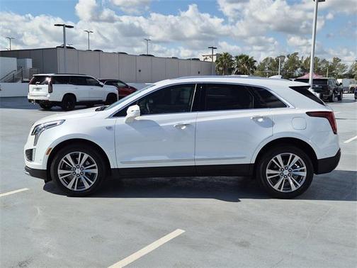 2024 Cadillac XT5 Premium Luxury