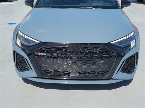 2023 Audi RS 3 TFSI quattro S tronic