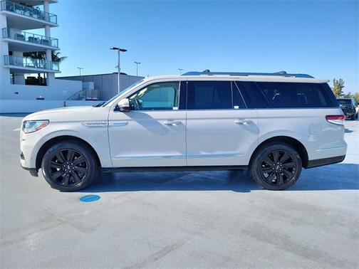2024 Lincoln Navigator Reserve