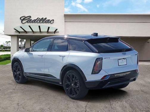 Vibrant White Tricoat 2026 Cadillac OPTIQ Premium Sport