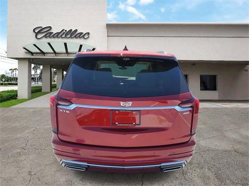 2025 Cadillac XT6 Premium Luxury FWD