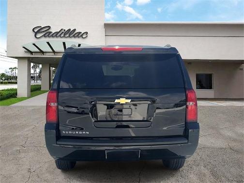 2016 Chevrolet Suburban LT