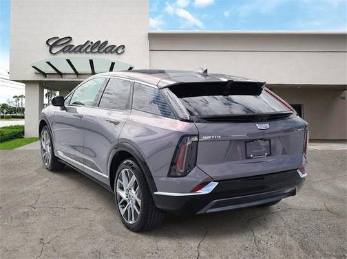 2026 Cadillac OPTIQ Luxury