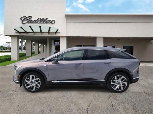 2026 Cadillac OPTIQ Luxury