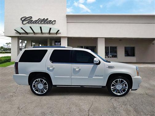2013 Cadillac Escalade Premium