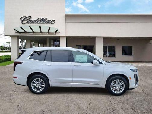 2025 Cadillac XT6 Luxury FWD