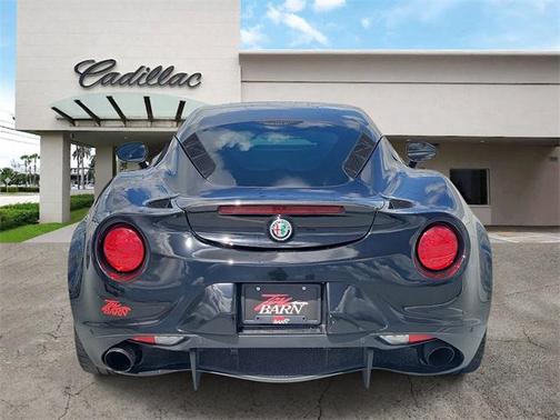 2018 Alfa Romeo 4C Base