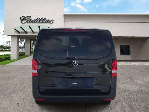 2023 Mercedes-Benz Metris Base