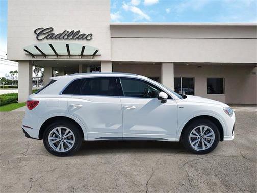 2023 Audi Q3 Premium 45 TFSI S line quattro Tiptronic
