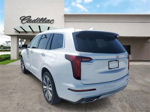 2025 Cadillac XT6 Premium Luxury FWD