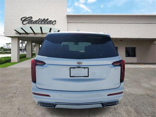 2025 Cadillac XT6 Premium Luxury FWD