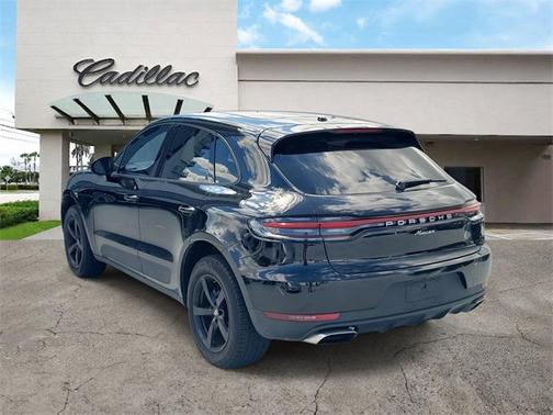 2020 Porsche Macan Base