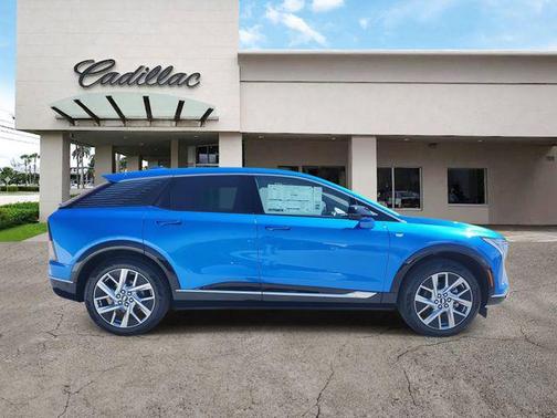 2026 Cadillac OPTIQ Luxury