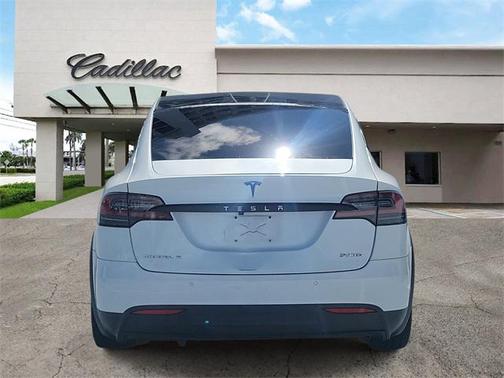 2016 Tesla Model X P90D
