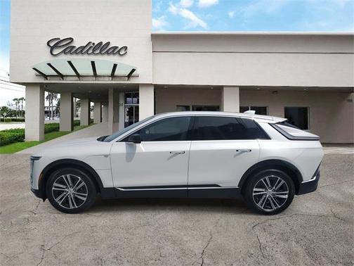 2025 Cadillac LYRIQ Luxury w/1SC