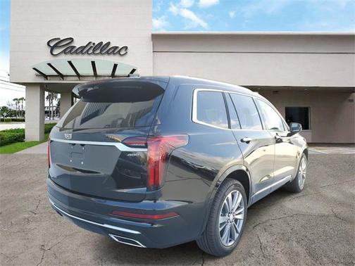 2025 Cadillac XT6 Premium Luxury FWD