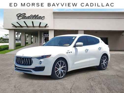 Bianco 2022 Maserati Levante GT