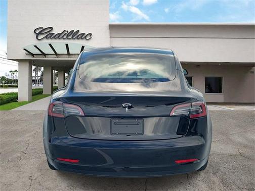 2023 Tesla Model 3 Standard Range
