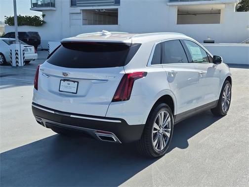 2025 Cadillac XT5 Premium Luxury