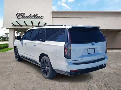 2023 Cadillac Escalade ESV Sport Platinum