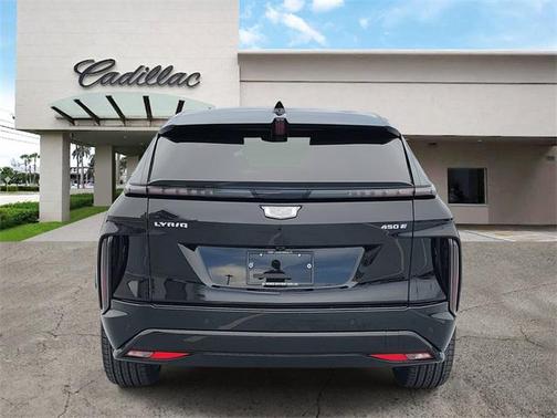 2025 Cadillac LYRIQ Sport