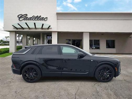 2025 Cadillac LYRIQ Sport