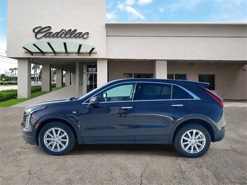 2023 Cadillac XT4 Luxury