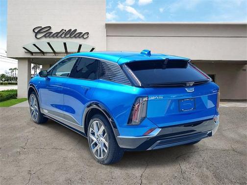 2026 Cadillac OPTIQ Luxury