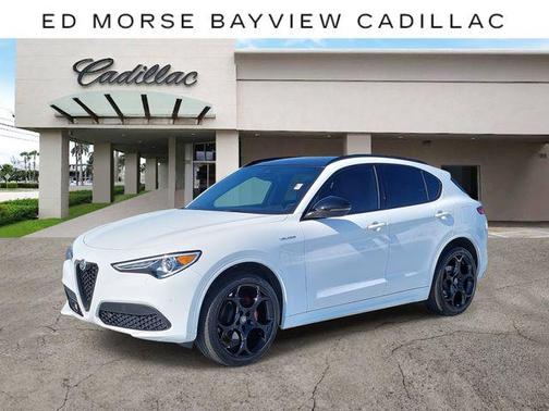 2023 Alfa Romeo Stelvio Veloce AWD