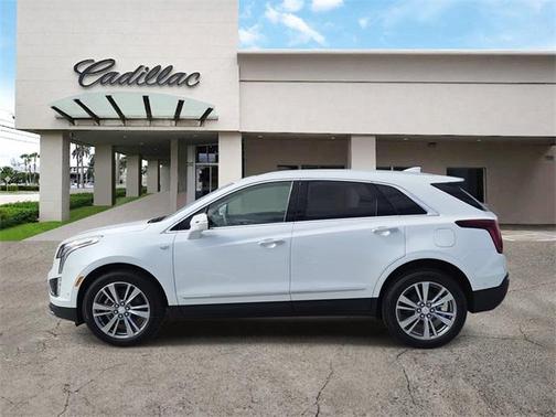 2026 Cadillac XT5 Premium Luxury