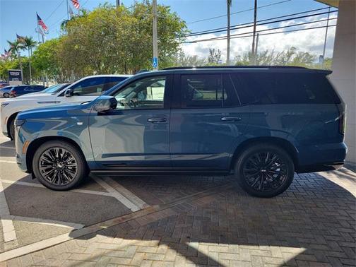 2025 Cadillac Escalade Sport Platinum