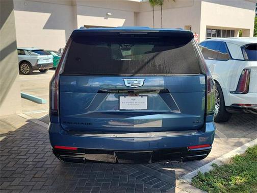 2025 Cadillac Escalade Sport Platinum