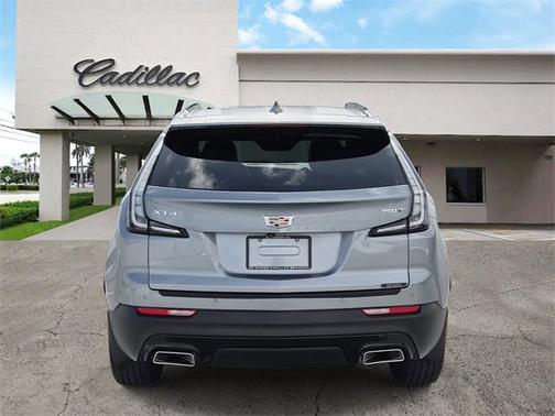 2023 Cadillac XT4 Sport
