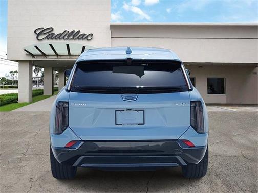 2025 Cadillac OPTIQ Sport 2 AWD