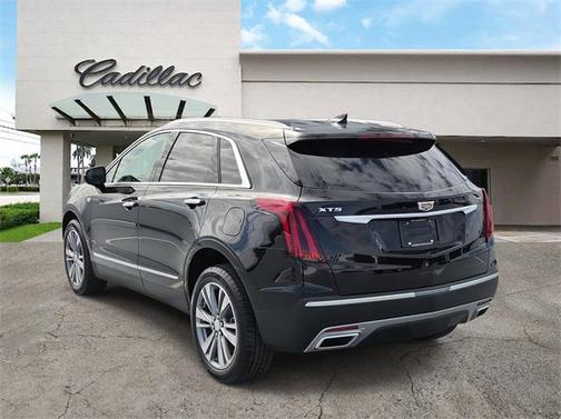 2026 Cadillac XT5 Premium Luxury