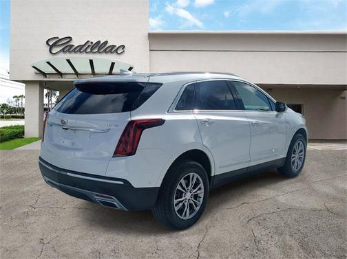 2023 Cadillac XT5 Premium Luxury
